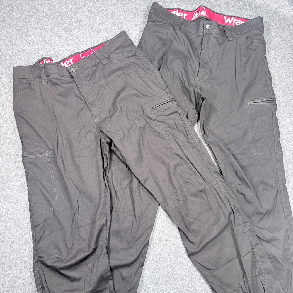 LOT 2 Wrangler Outdoor Series Mens 36x32 BLACK Stretch Cargo Pants